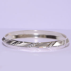 V-Shape Silver Kada For Men – Pure 925 Silver Kada | Silveradda