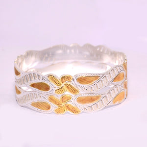 Bangle Gold polished Flower for women Silveradda