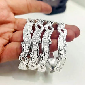 4 pc set Fancy cut Design Bangles for Women, Silveradda