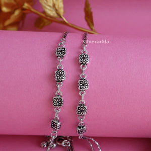 Elegant Flower Design 925 Silver Anklet for Women | Pure Silver Payal – Silveradda