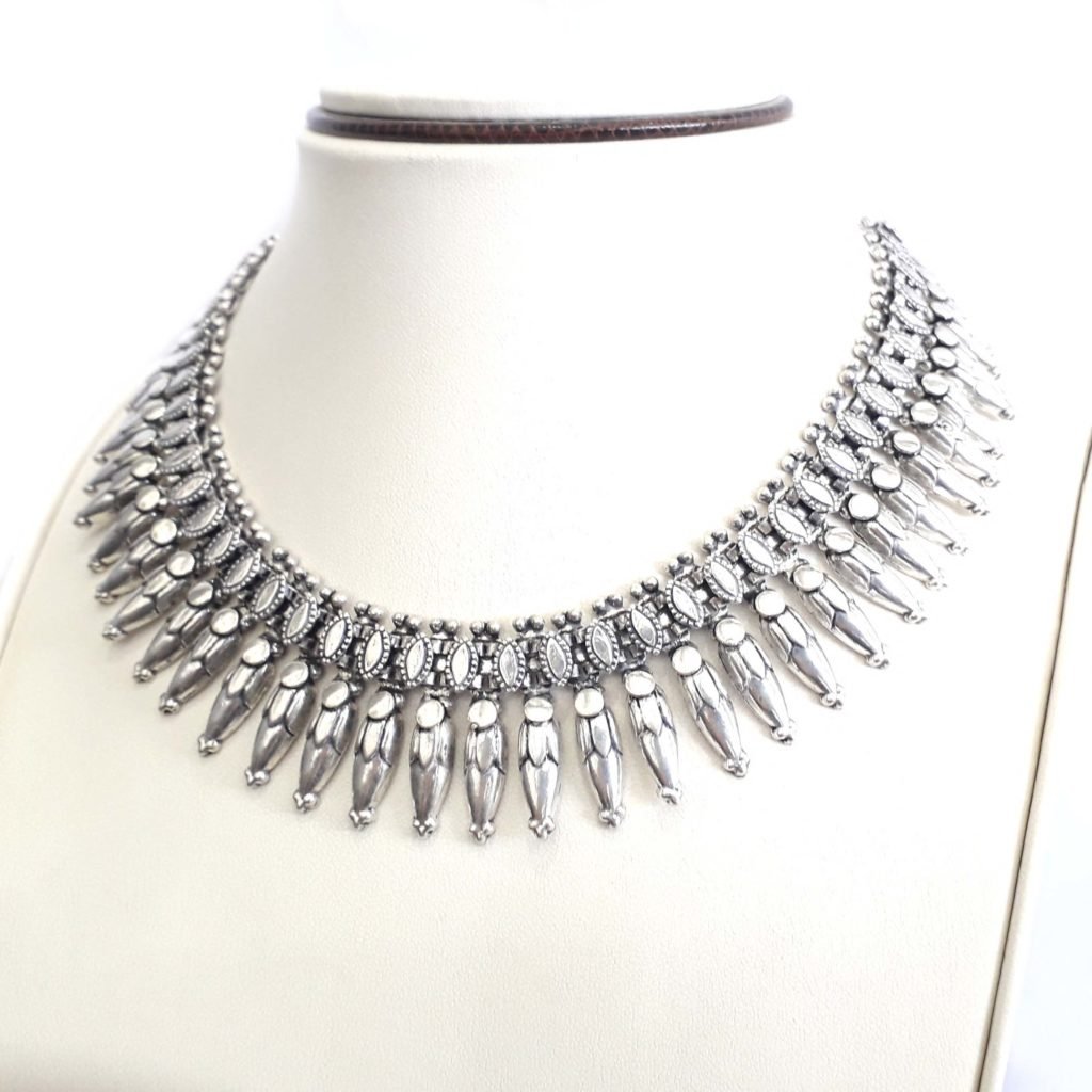 silver necklace for women