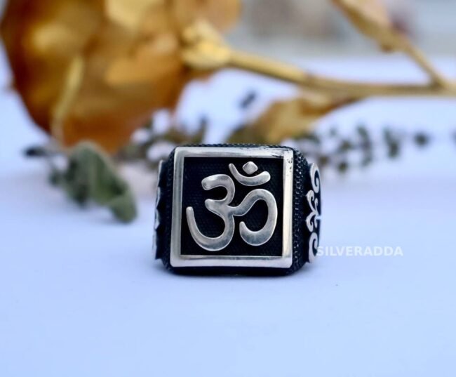 Elegant OM Design Black 925 Silver Ring for Men