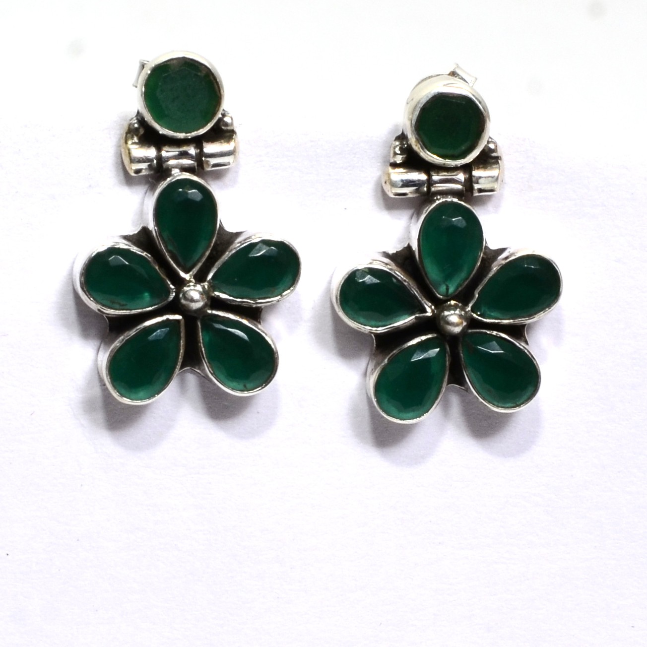 Buy Anika's Creations Classy Emerald Green Stone And Pearl Floral Chand  Bali Earrings Online