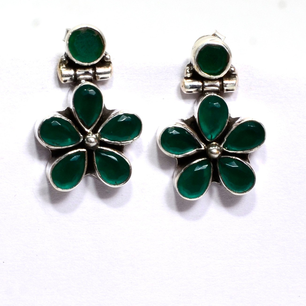 Buy Anika's Creations Classy Emerald Green Stone And Pearl Floral Chand  Bali Earrings Online