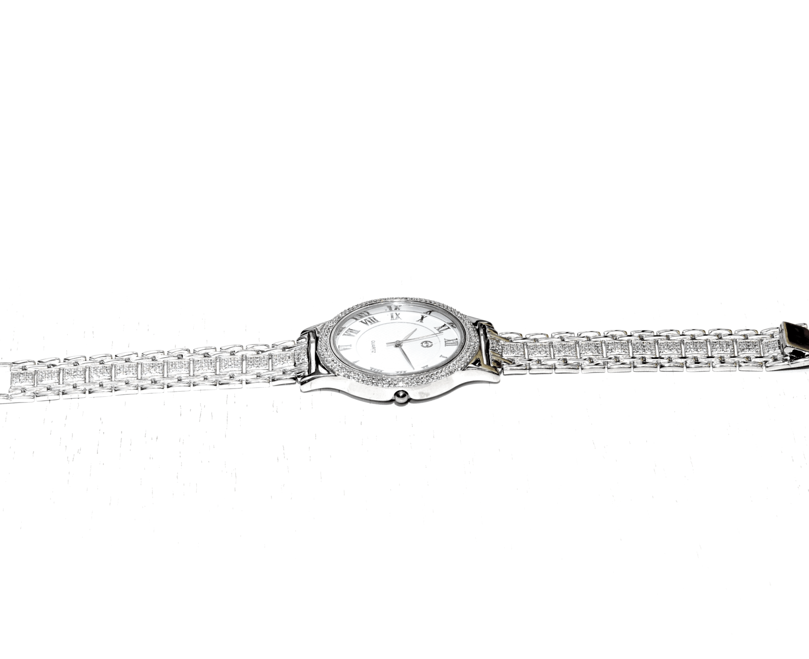Gc Silver Steel Bracelet & Case Anti-Reflective Sapphire Women'S Watch