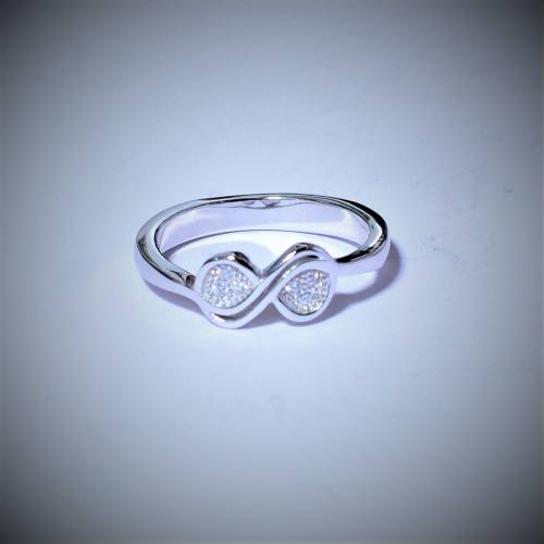 925 Sterling Silver Infinity Knot CZ Love Ring| Factory Direct Jewelry