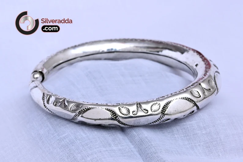 square engraved men's silver kada – Versavia