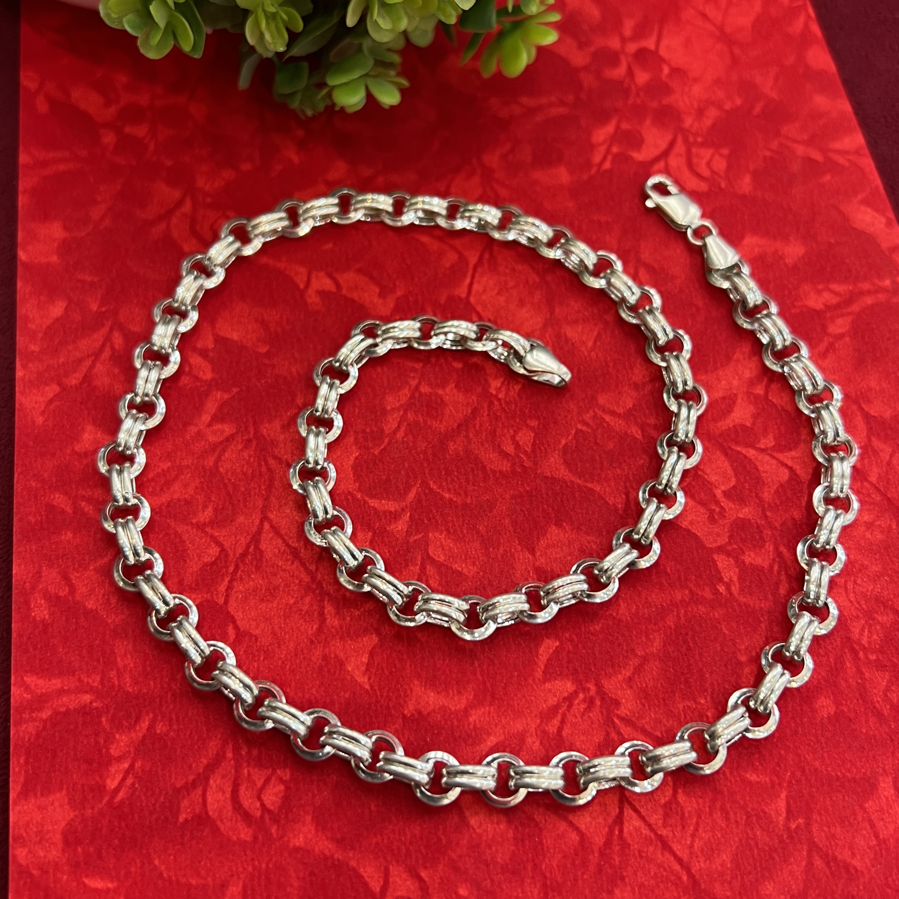 Top 7 Mens Silver Chain Brands You Need to Know About