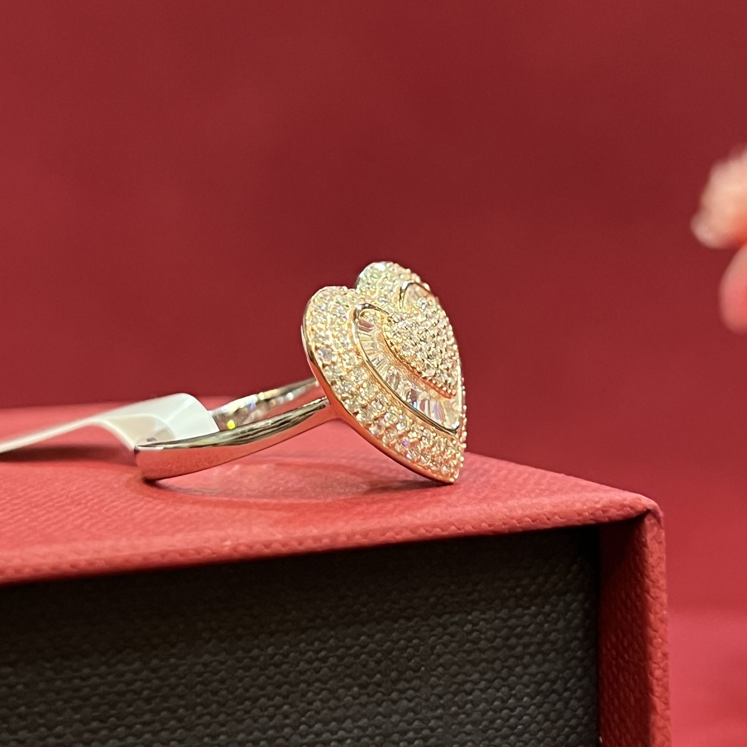 The Hermosa- Diamond Chain Earrings
