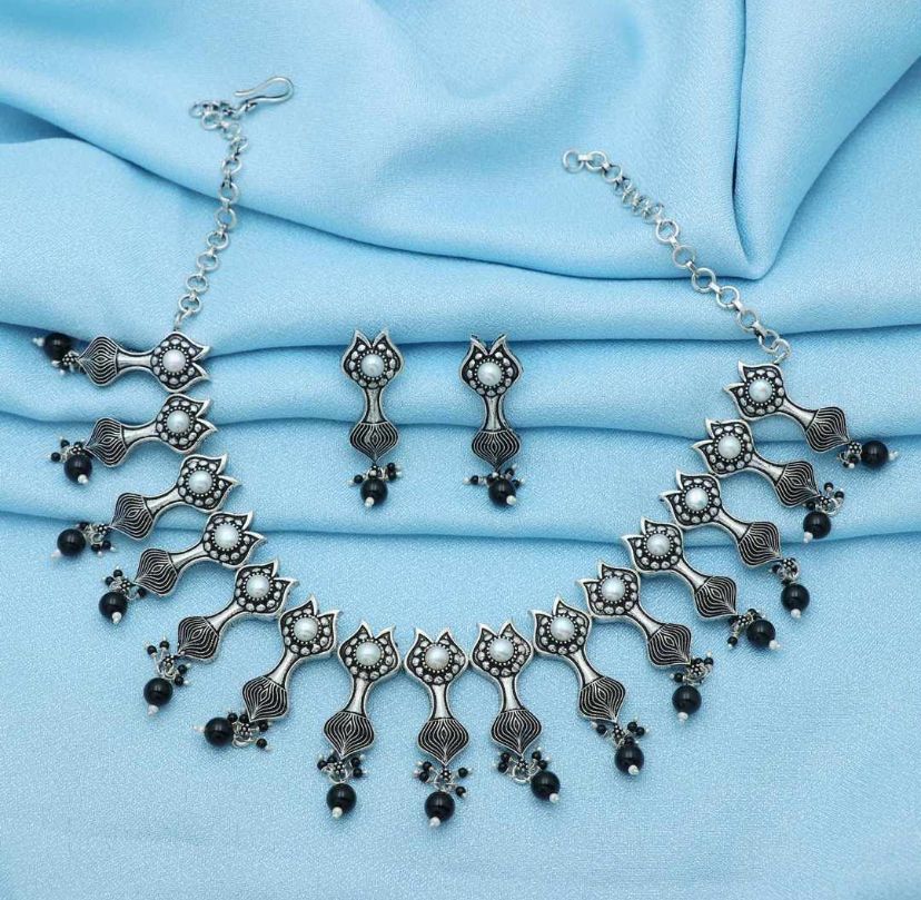 Sneha Silver Black Thread Necklace – TJORI