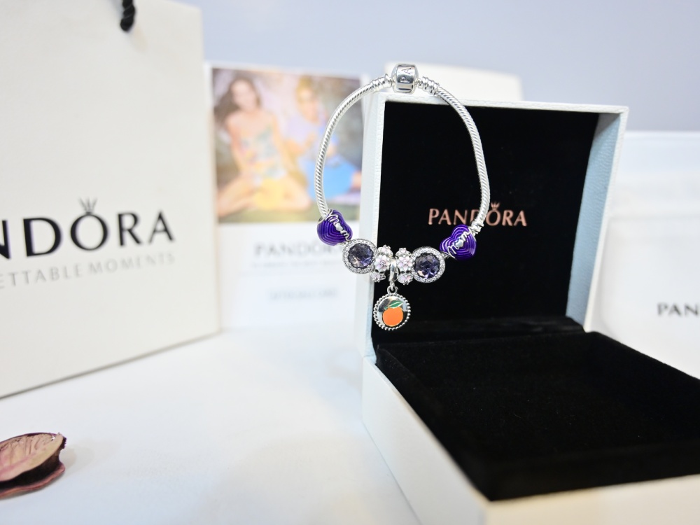 Pandora Moments Daisy Flower Clasp Snake Chain Bracelet | Sterling silver |  Pandora US