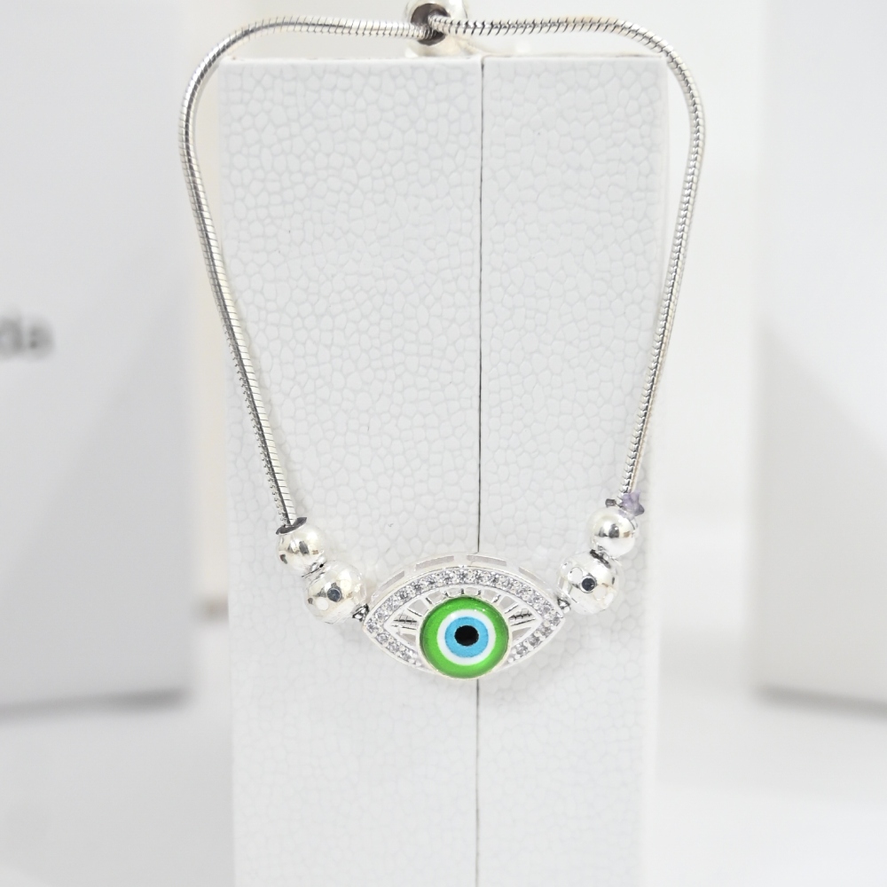 925 Silver Evil Eye Bracelet: Attraction and Protection.