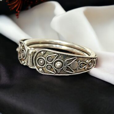 Heavy Antique Design Silver Kada For Women's | 925 Silver Lock Kada | Silveradda