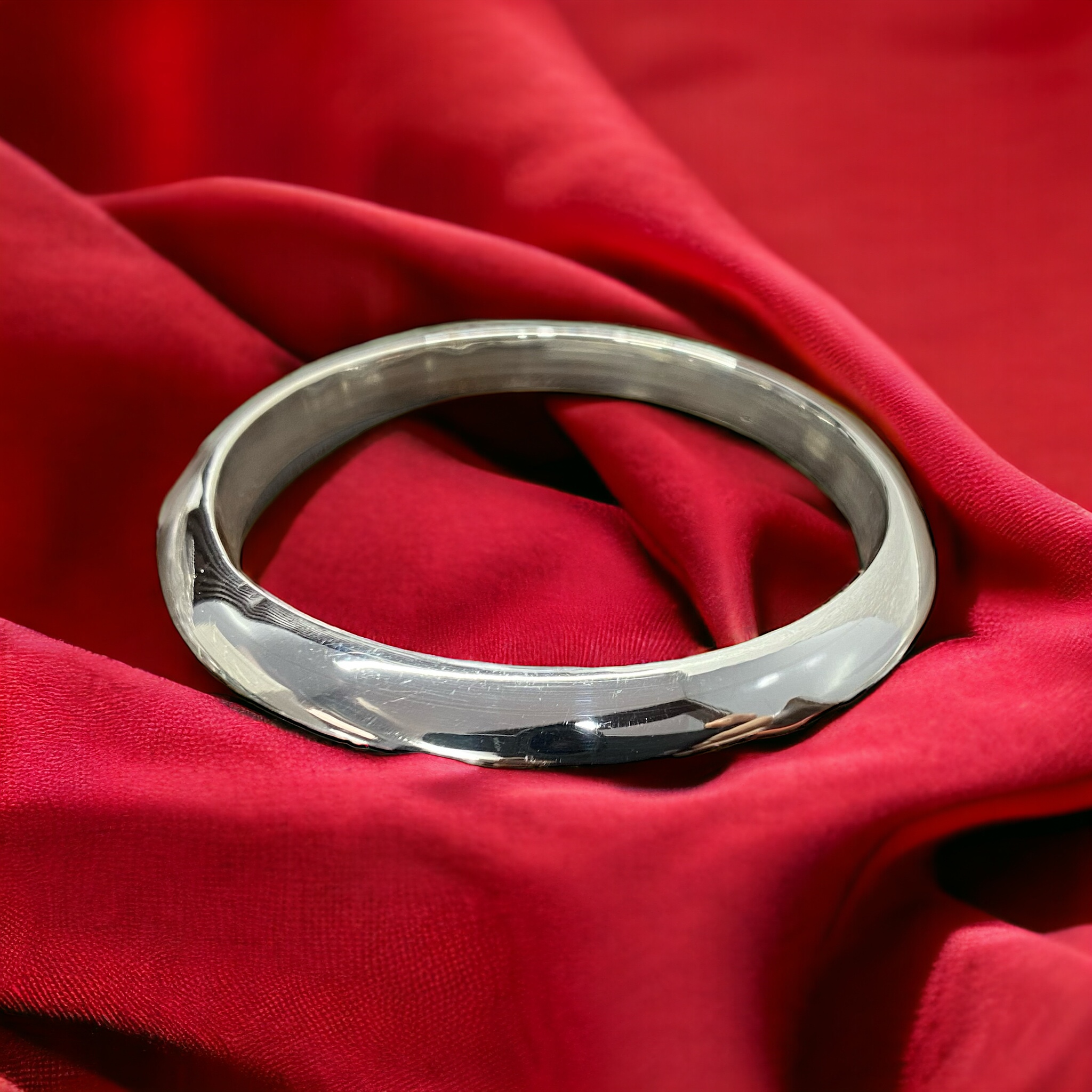Unveiling the Allure: Why Men Choose Silver Bangles