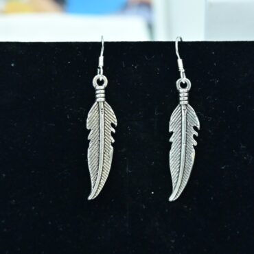 Leaf Design Silver Earrings for Women | 925 Silver Earrings | Silveradda