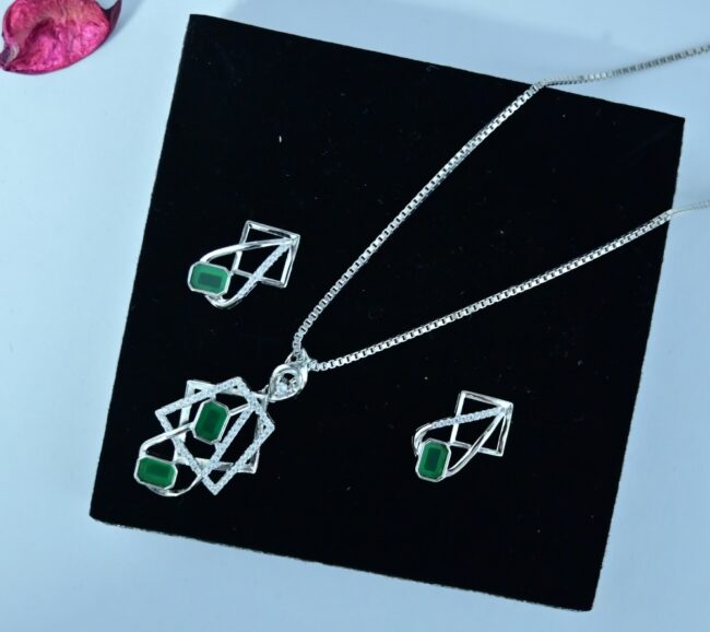 Green Stone Silver Necklace Set | Pure Silver Chain Pendant Set By Silveradda