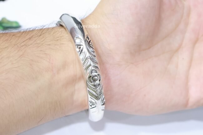 Handcrafted Design Round Silver Kada For Men By Silveradda