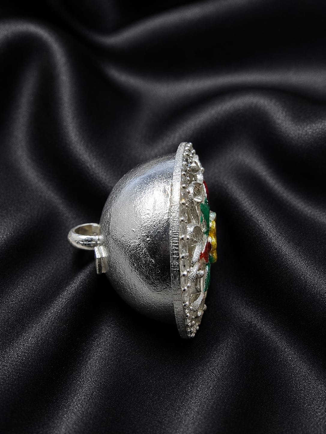 Vintage Floral Pattern Silver Rakhdi – Traditional Design | Silveradda